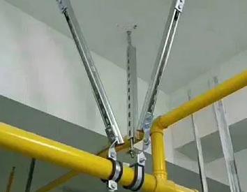 闸阀支撑架的质量要求。价格决定了霍林郭勒抗震支撑框架的质量。